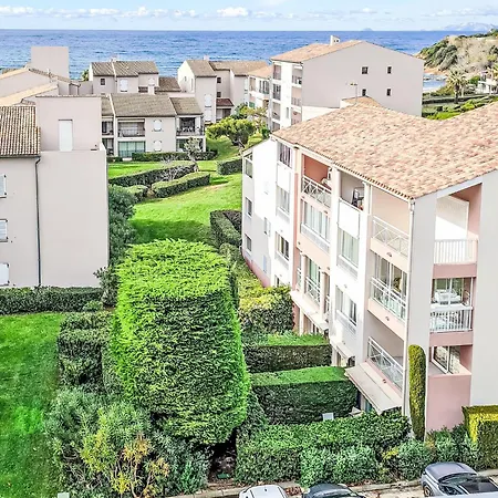 Le Verdon-6 By Interhome Six-Fours-les-Plages